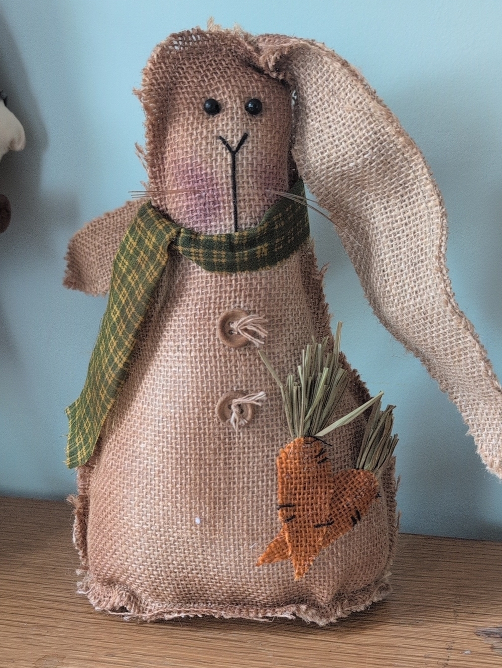 Primv Handmade Look Burlap Bunny Plush with Green Plaid Scarf and Orange Carrot